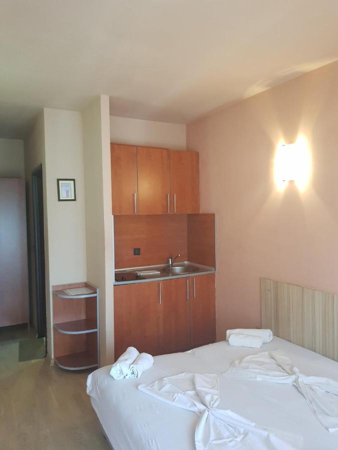 Vilaelenamarko Budva Buitenkant foto